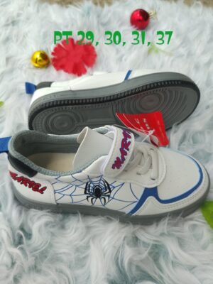 Pointure 29, 30,31,37